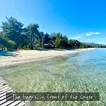 Aspri Petra Rachoni - 3 Bedrooms 7 Guests וילה *