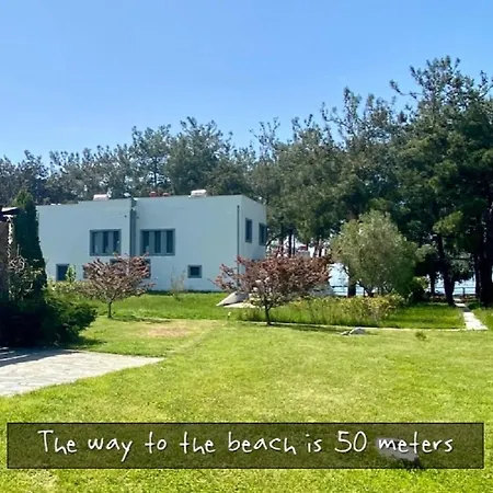 Villa Aspri Petra Rachoni - 3 Bedrooms 7 Guests Skala Rachoni (Thasos)