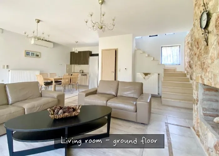 Aspri Petra Rachoni - 3 Bedrooms 7 Guests